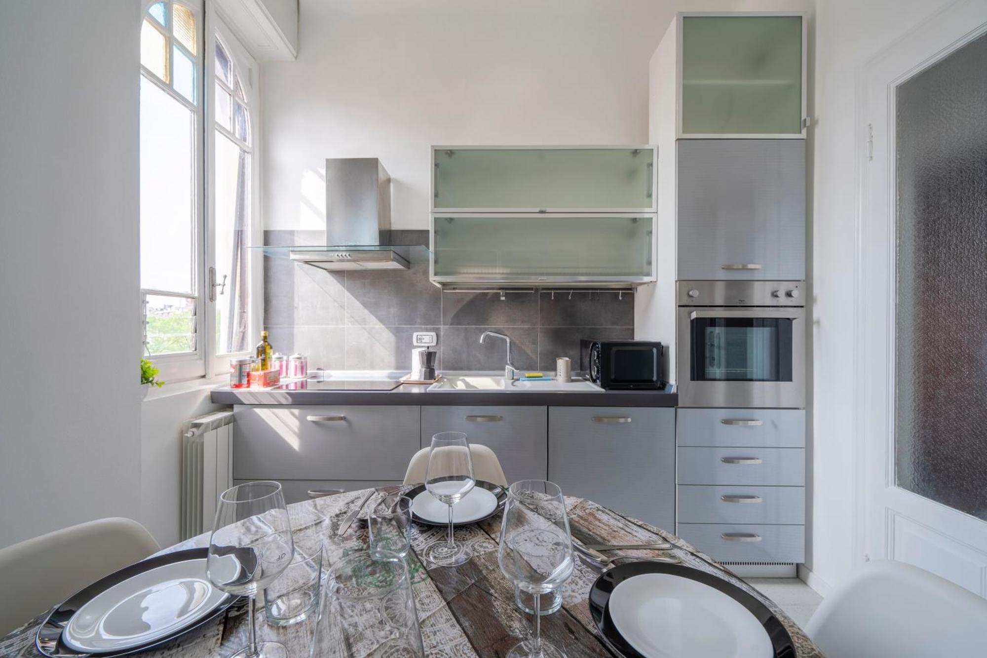 Monza Apartment ภายนอก รูปภาพ